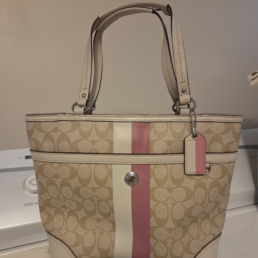 VEUC Coach Chelsea Heritage Leather Shoulder Tote Bag In Beige & Pink Beautiful!